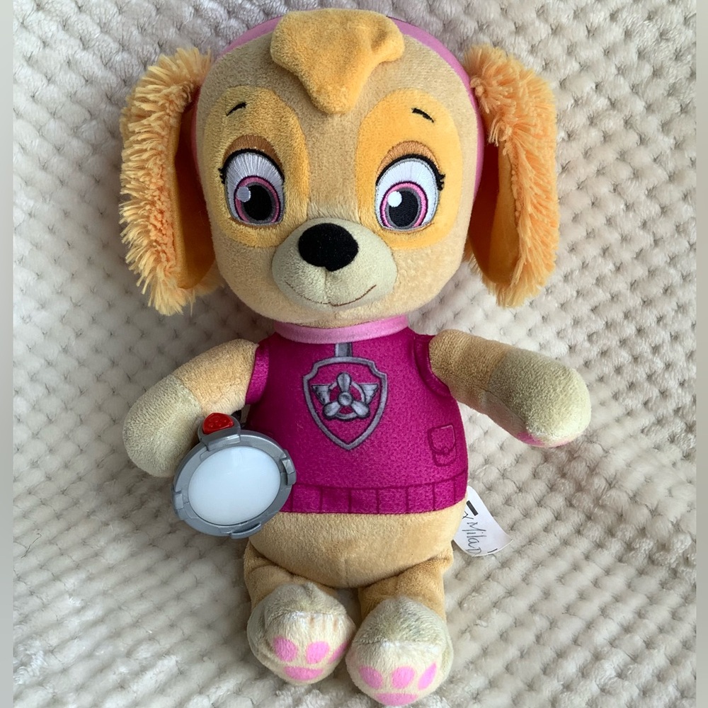 Paw Patrol Plush Skye Musical Light Up Flashlight Spin Master Stuffed Animal Toy